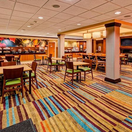 Fairfield Inn & Suites Memphis אוליב בראנץ' מראה חיצוני תמונה