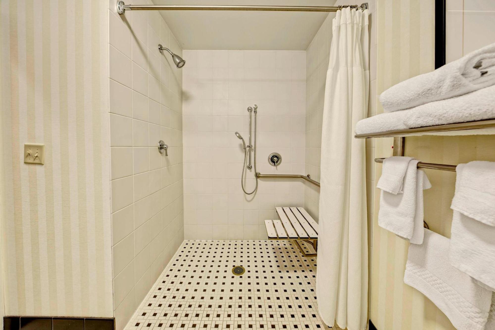 Fairfield Inn & Suites Memphis אוליב בראנץ' מראה חיצוני תמונה